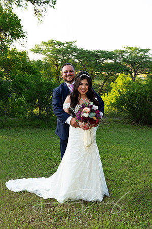 CantuWeddingL-922-Edit