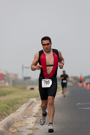 bib-700